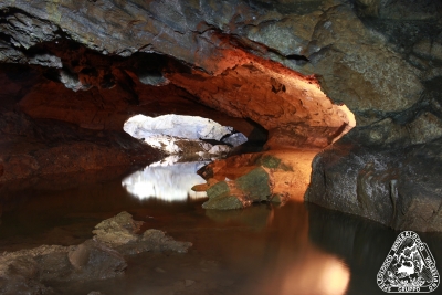 Grotta di Bergovei, Sostegno